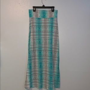 Triangle pattern skirt